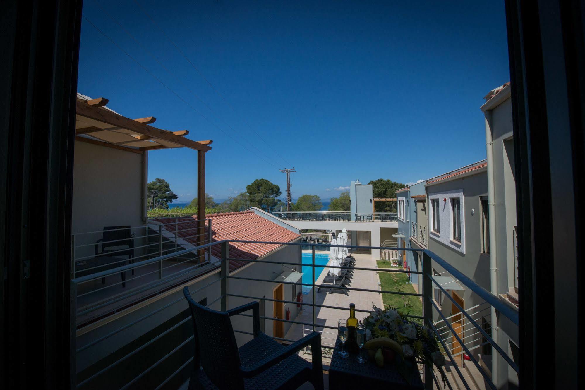 Mantinia Bay Hotel Calamata Exterior foto